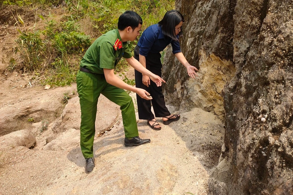 Mỏ đất hiếm lớn nhất Việt Nam được doanh nghiệp khai thác ra sao?